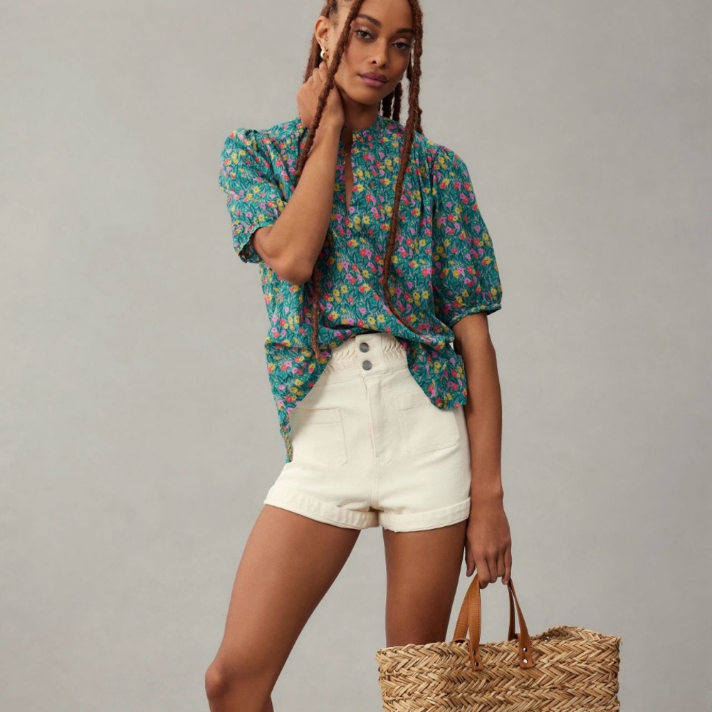 Trovata Birds of Paradise Aline Blouse in “bold leaflet” color, size XS.